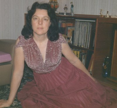 chrdfrontrmglamfloor.jpg